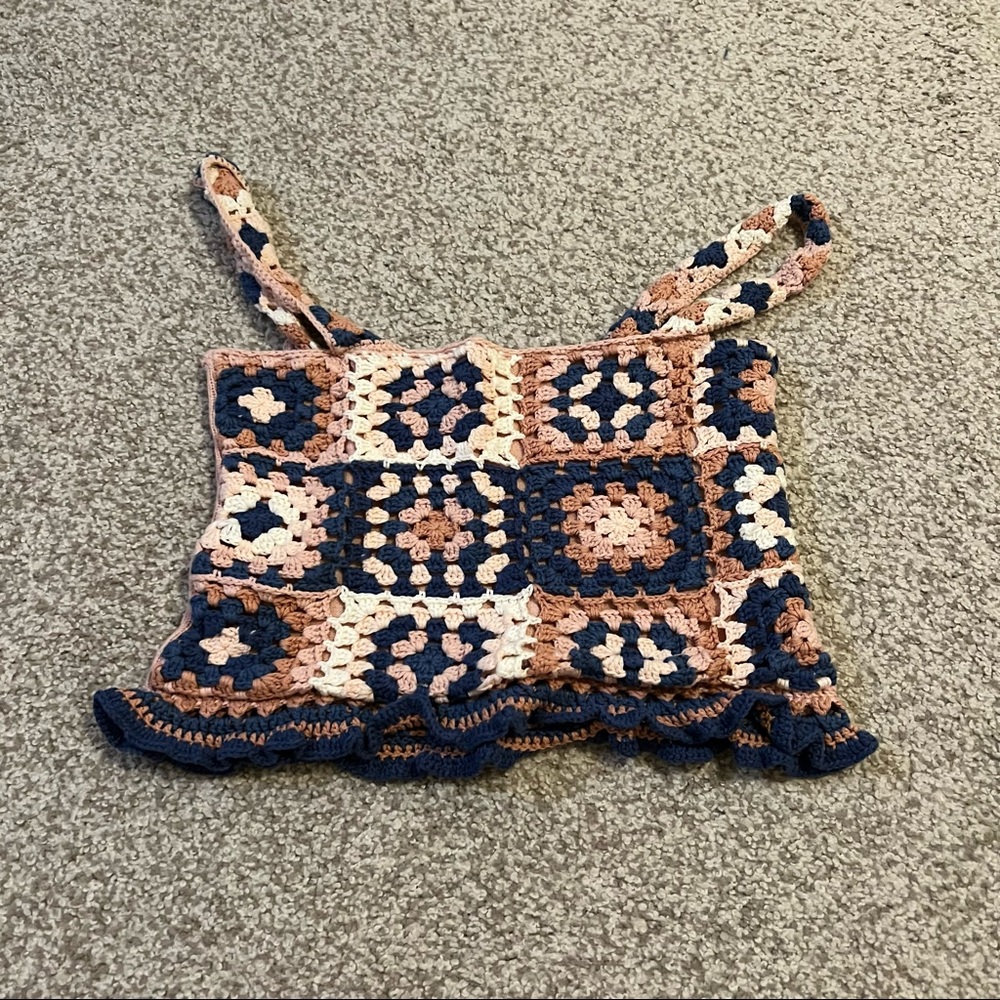 American eagle crochet tank